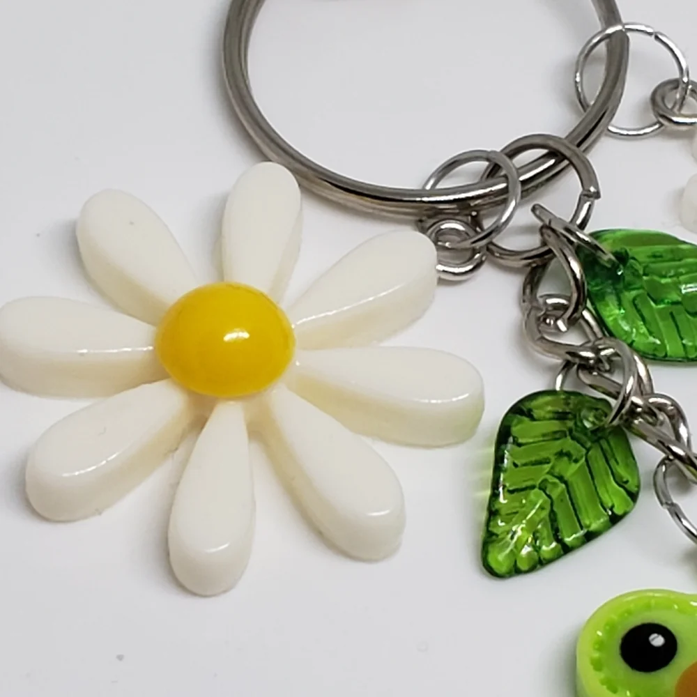 Handmade Kawaii Frog Flower Daisy Keychain